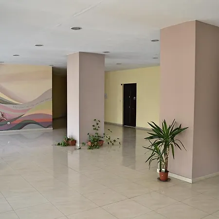 Semiramida Garden Eh 아파트 *