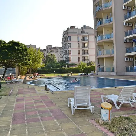 Semiramida Garden Eh Apartament Sunny Beach