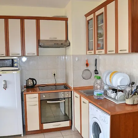 Apartament Semiramida Garden Eh *
