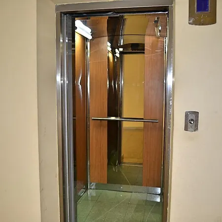 Semiramida Garden Eh Apartament